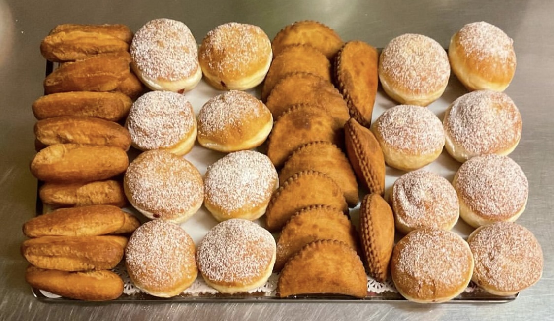 Geniessen sie unser hausgemachtes Fasnachtsgebäck - Bäckerei Gantner